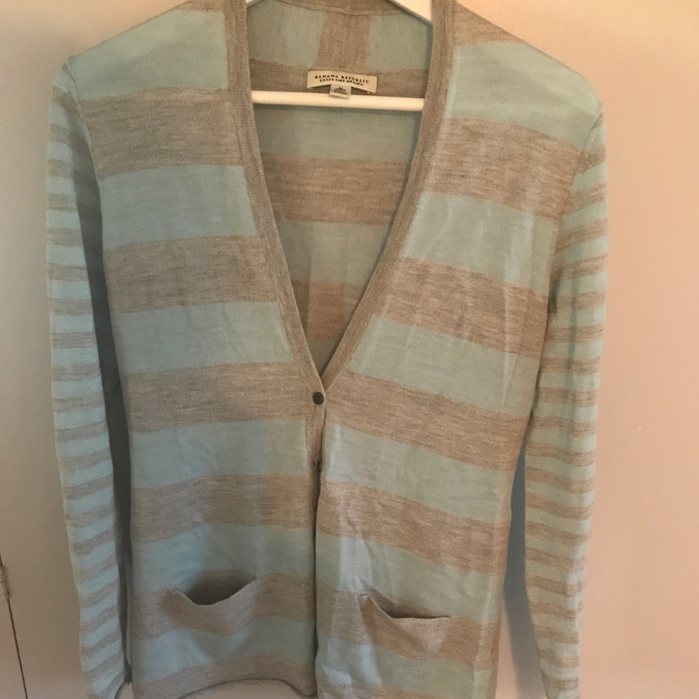 Timeless striped cardigan. Banana Republic.